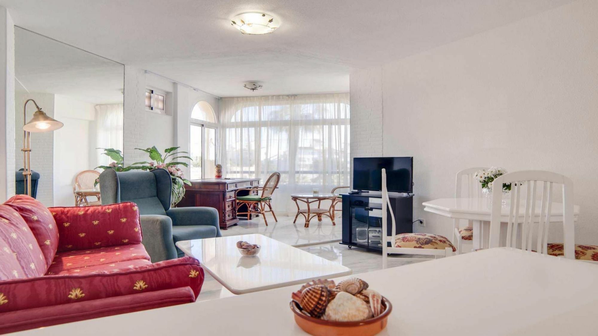 Marina Del Sol Apartment By Rafleys Fuengirola Bagian luar foto